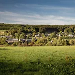 Chez Lisa Avec Jaccuzi 펜션 *