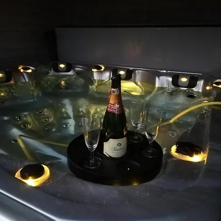 Tatil Evi Chez Lisa Avec Jaccuzi Vielsalm