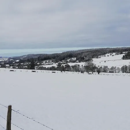 Chez Lisa Avec Jaccuzi Tatil Evi